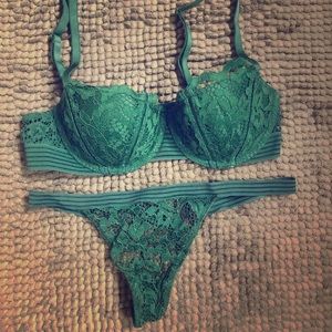 VS Very Sexy Bra & Panty Set